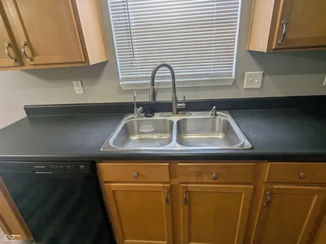 5567 Washington Avenue Bargersville IN 46106