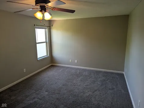 5567 Washington Avenue Bargersville IN 46106