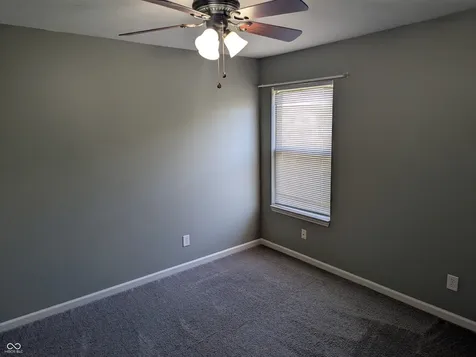 5567 Washington Avenue Bargersville IN 46106