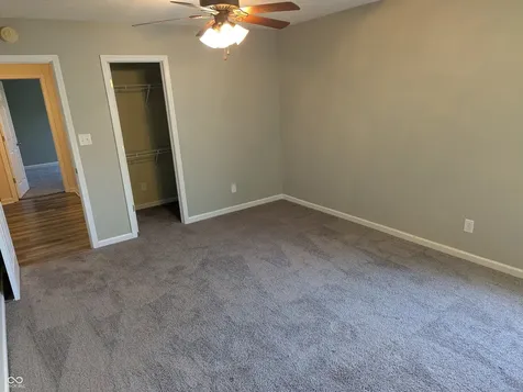 5567 Washington Avenue Bargersville IN 46106