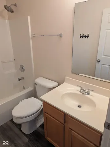 5567 Washington Avenue Bargersville IN 46106