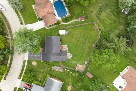 3333 Acacia Drive Indianapolis IN 46214