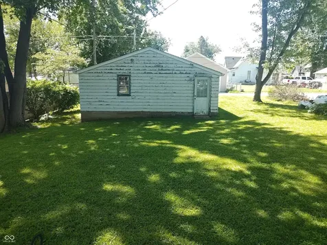 1285 Chestnut Street Noblesville IN 46060