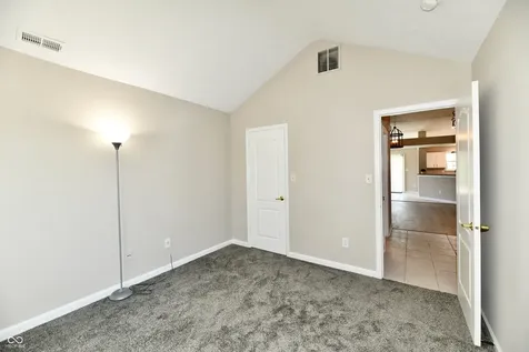 10726 Oriole Court Indianapolis IN 46231
