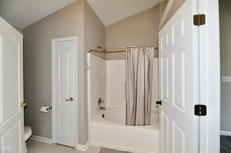 10726 Oriole Court Indianapolis IN 46231