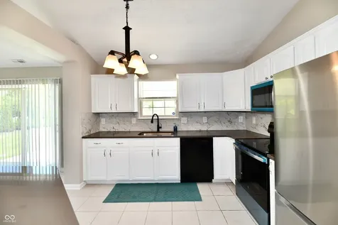 10726 Oriole Court Indianapolis IN 46231