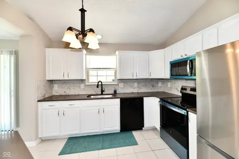 10726 Oriole Court Indianapolis IN 46231