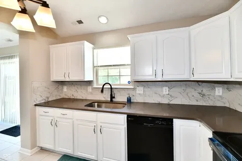 10726 Oriole Court Indianapolis IN 46231