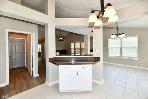 10726 Oriole Court Indianapolis IN 46231