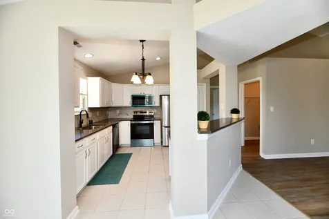 10726 Oriole Court Indianapolis IN 46231