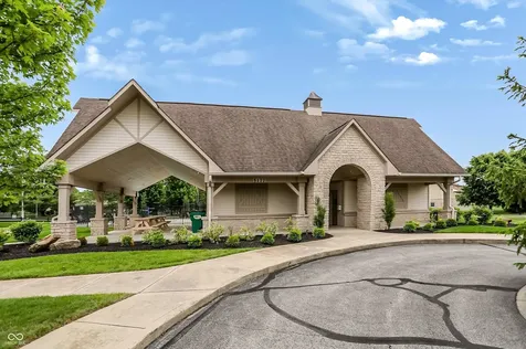 4380 Nottinghill Drive Avon IN 46123