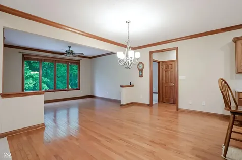 4380 Nottinghill Drive Avon IN 46123