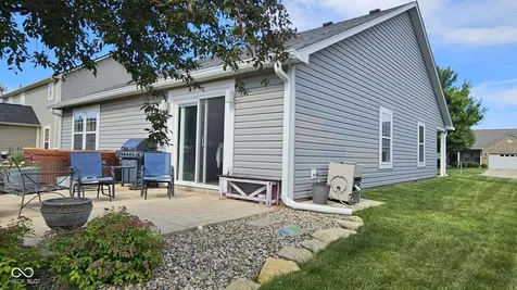 6192 N Woodhaven Drive Mccordsville IN 46055