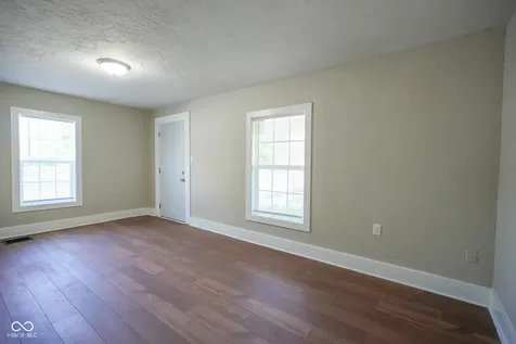 1807 E 18th Street Anderson IN 46016