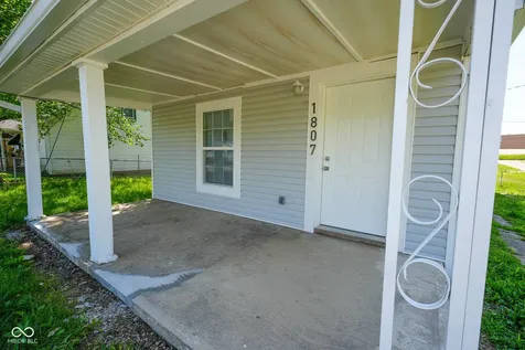 1807 E 18th Street Anderson IN 46016