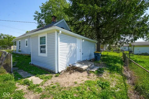 1807 E 18th Street Anderson IN 46016
