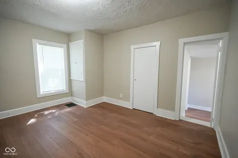 1807 E 18th Street Anderson IN 46016