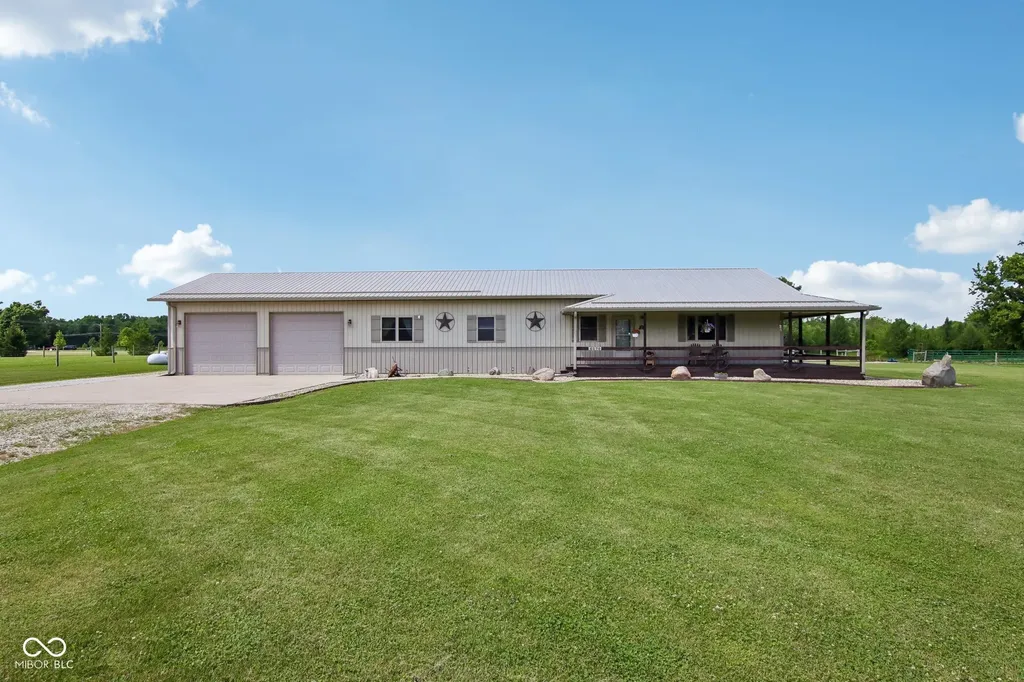 6070 E County Road 200 N Avon IN 46123