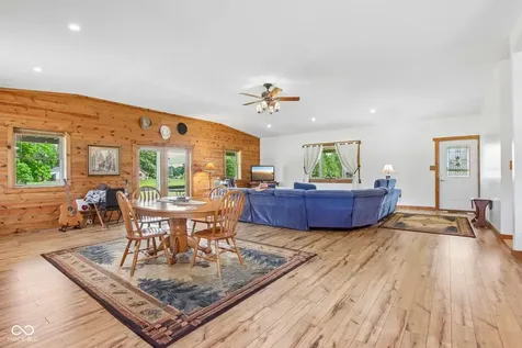 6070 E County Road 200 N Avon IN 46123