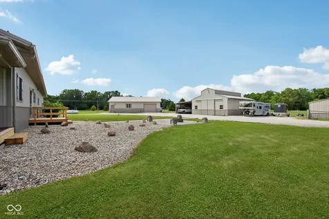 6070 E County Road 200 N Avon IN 46123