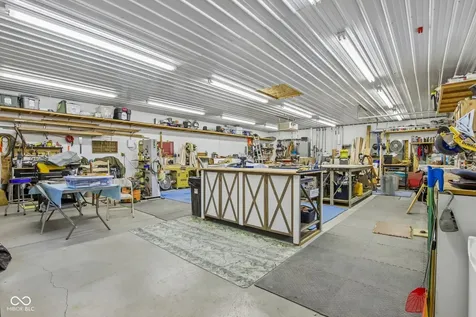 6070 E County Road 200 N Avon IN 46123