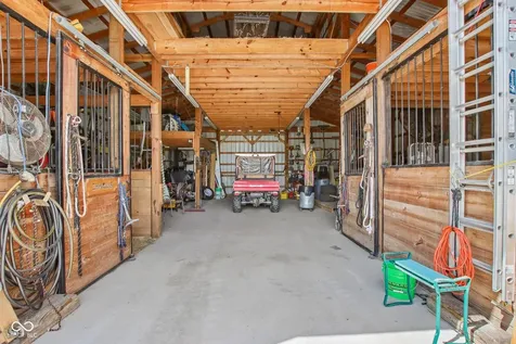 6070 E County Road 200 N Avon IN 46123