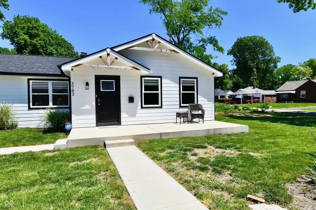 3702 N Euclid Avenue Indianapolis IN 46218