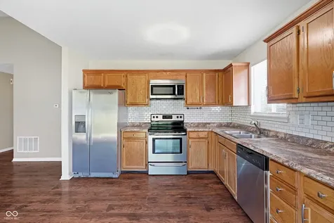 2410 S Brandywine Lane Greenfield IN 46140