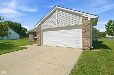 2410 S Brandywine Lane Greenfield IN 46140