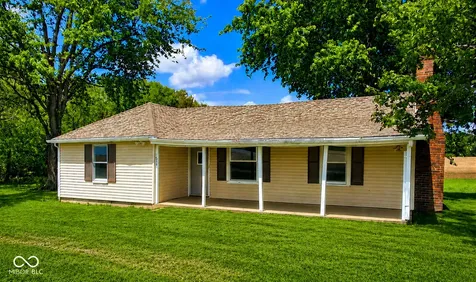 1878 W Lake Hideaway Road Kingman IN 47952