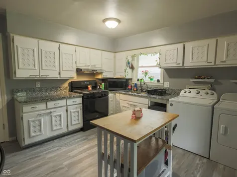 1737 N Layman Avenue Indianapolis IN 46218