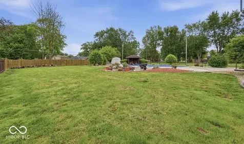 2620 N Richard Drive Shelbyville IN 46176