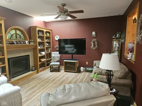 1755 Walnut Trace Greenfield IN 46140