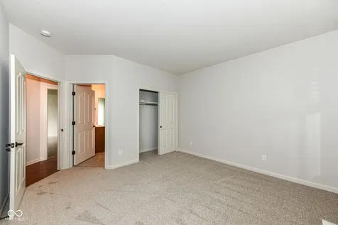 14375 Pendragon Way Fishers IN 46037