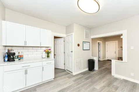 1525 W 5th Street Anderson IN 46016