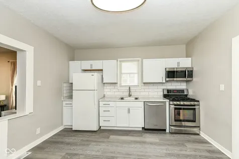 1525 W 5th Street Anderson IN 46016