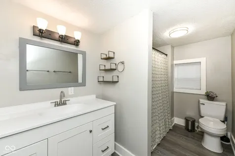 1525 W 5th Street Anderson IN 46016