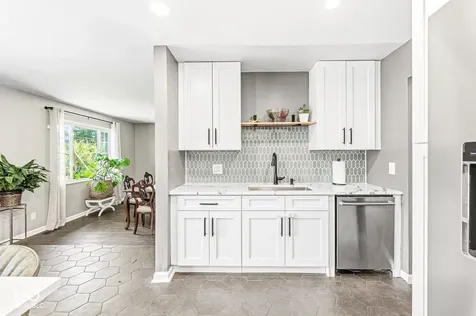 5211 Brendon Park Drive Indianapolis IN 46226