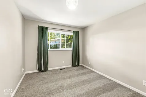 5211 Brendon Park Drive Indianapolis IN 46226