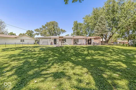 5211 Brendon Park Drive Indianapolis IN 46226