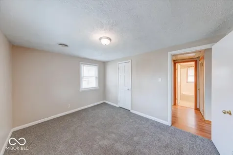 2323 N Leland Avenue Indianapolis IN 46218