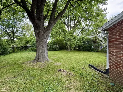 2323 N Leland Avenue Indianapolis IN 46218