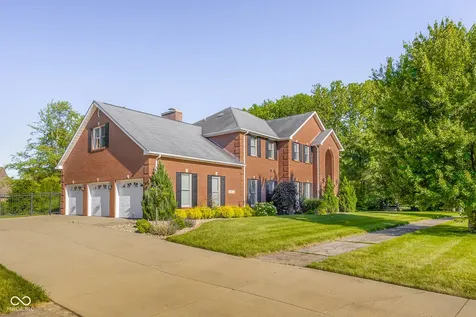2561 Apple Blossom Lane Columbus IN 47201
