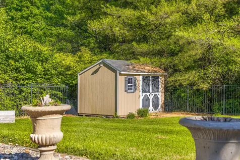 2561 Apple Blossom Lane Columbus IN 47201