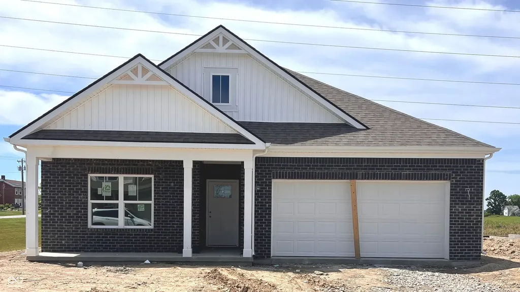 1185 Blackstone Avenue Franklin IN 46131