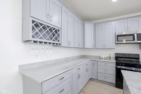 3217 W 48th Street Indianapolis IN 46228
