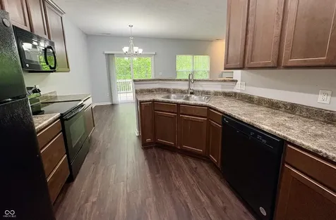 9809 Brook Wood Drive Mccordsville IN 46055