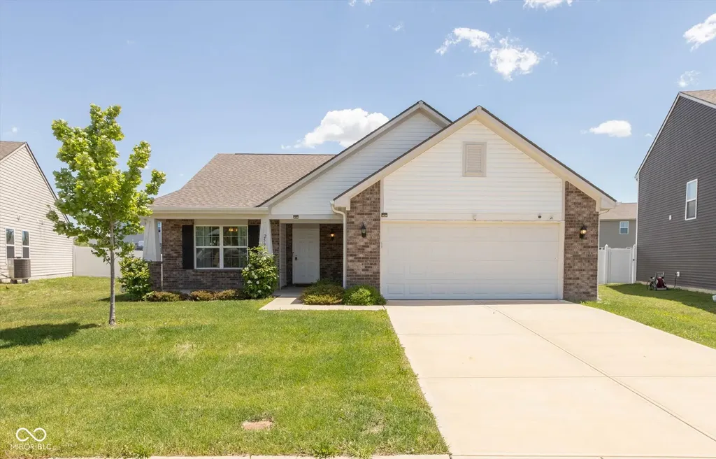 2561 Pumpkin Patch Lane Indianapolis IN 46229