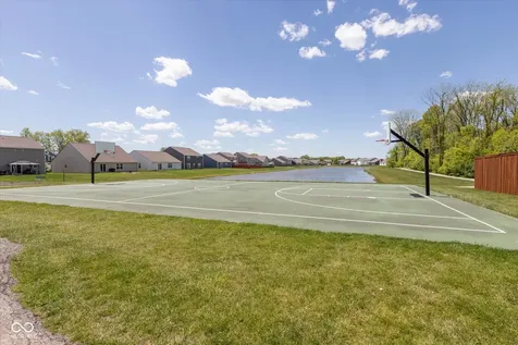 2561 Pumpkin Patch Lane Indianapolis IN 46229
