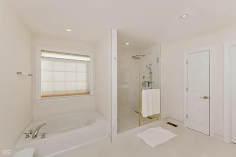 11888 Logan Hunter Trail Noblesville IN 46060